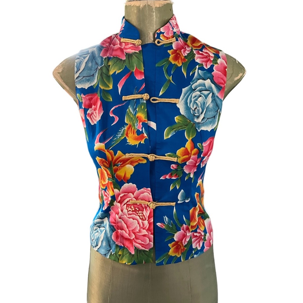 Vintage Street Crawler Button Up Top